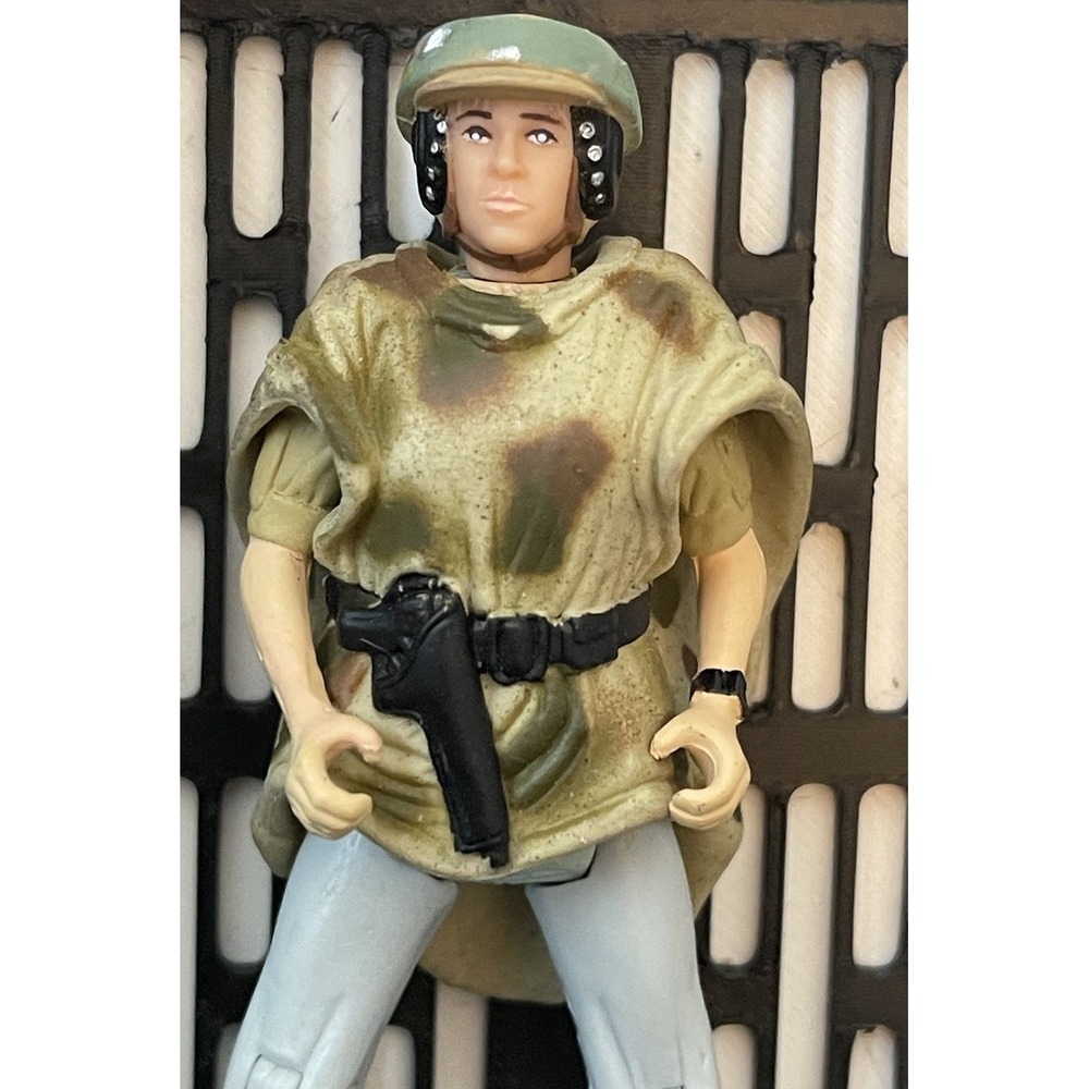 1996 KENNER STAR WARS POTF PRINCESS LEIA ENDOR GEAR FIGURE LOOSE